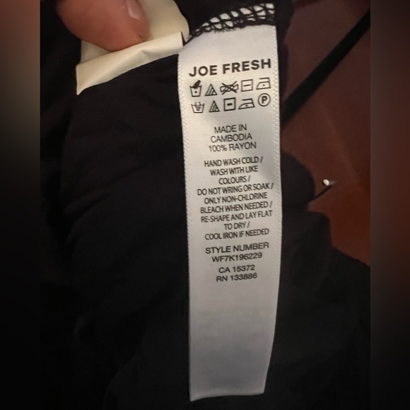 Women’s tops - Picture 3 of 6